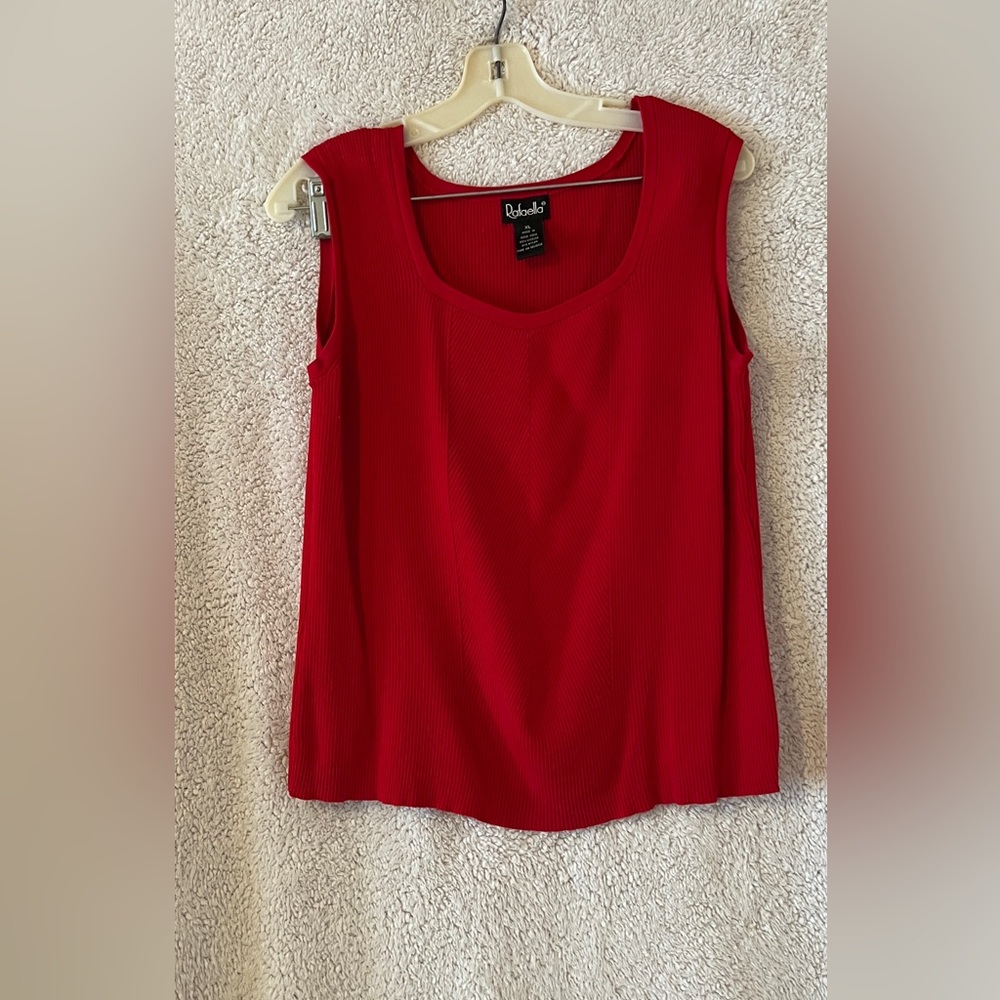 Red Eye Cathing Lined Tank Top by Rafaella SZ XL